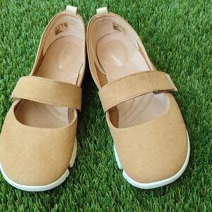 Clarks Trigenic Size 9